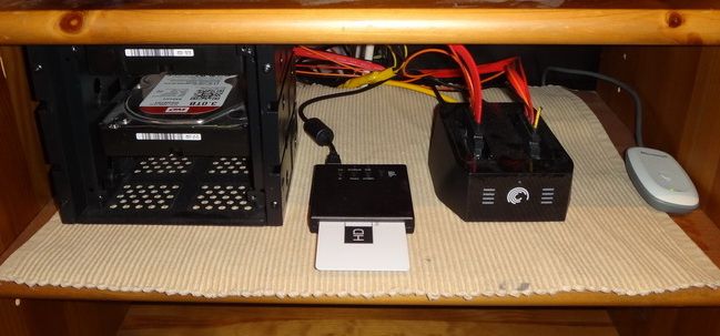 Projekt: LAN-TV-Server, HDTV-Streams auf PCs, Android, etc.. Projekt: LAN-TV-Server, HDTV-Streams auf PCs, Android, etc..