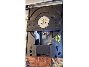 DK Digital DVD Player öffnet Ladefach nicht
