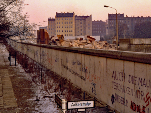 Versöhnungskirche Bernauer Straße 4 nach der Sprengung 1985