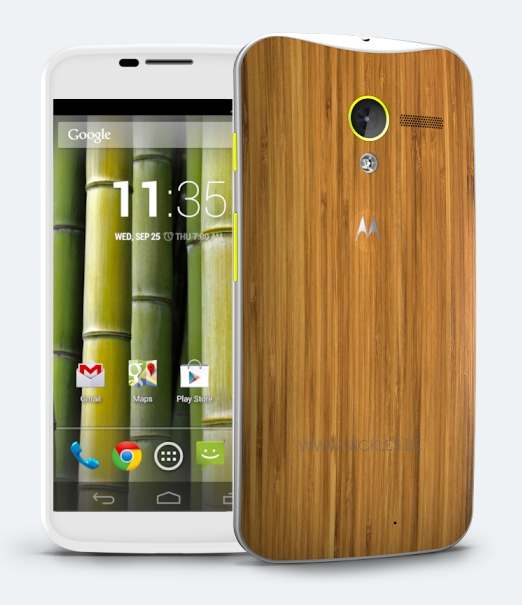 "Mein" Moto X: Rückseite Bambus-Holz, Front Weiß, Akzentfarbe Gelb und als Signatur "WWW.NICKLES.DE", was im Bild kaum erkennbar ist. (Foto: Motorola / mn)