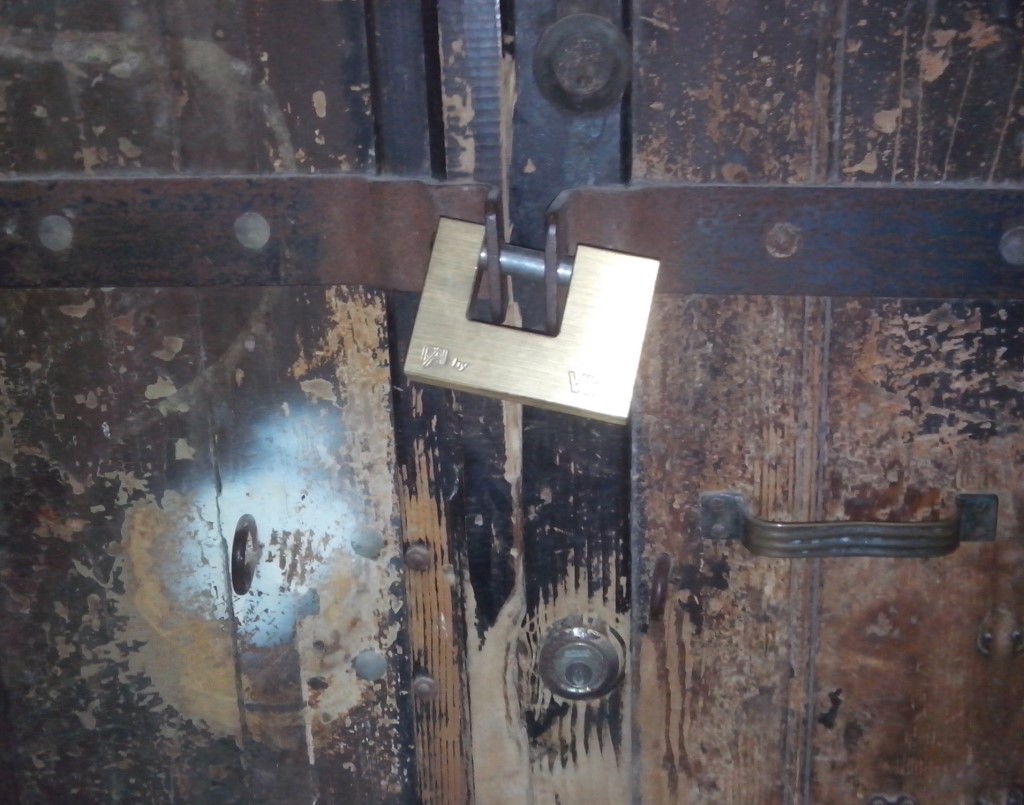 Interessantes Türschloss in Venedig, Italien. (Foto: mn)